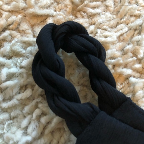 𝅺New with tags Ana blouse - Picture 5 of 8